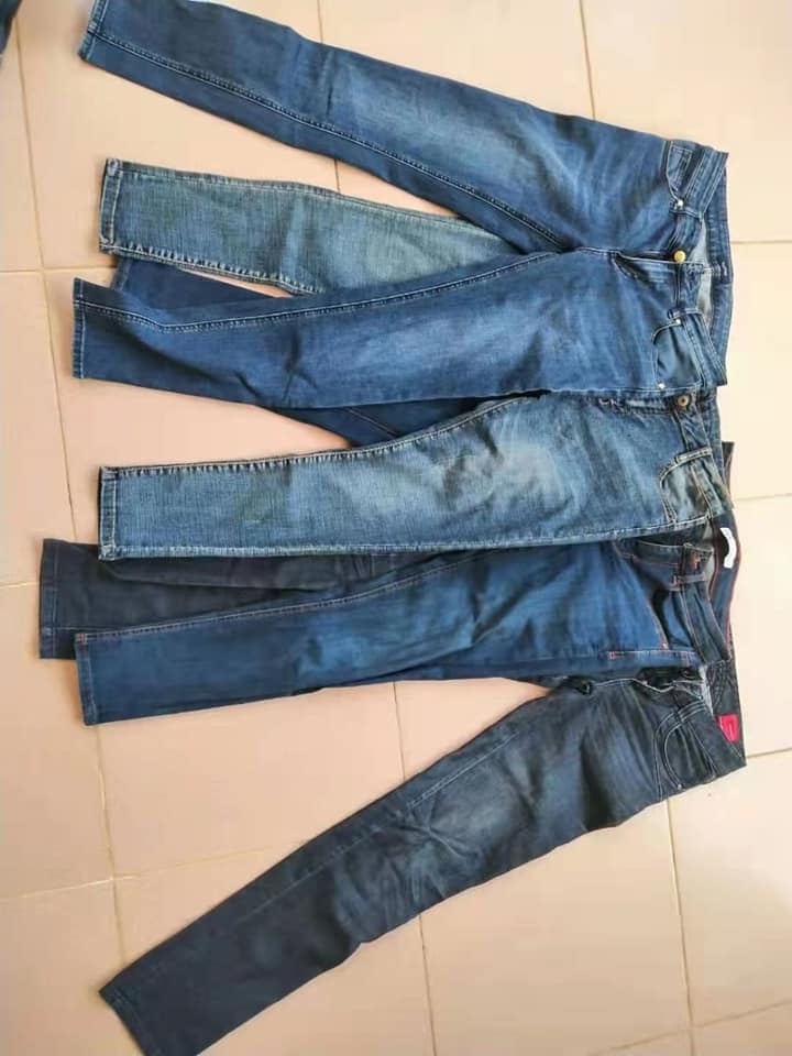 بنطلونات رجالي